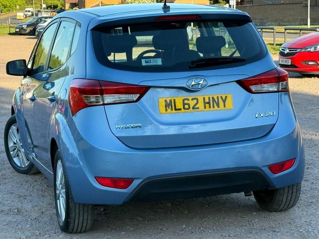 Hyundai Ix20 Hatchback ML62HNY Blue #4