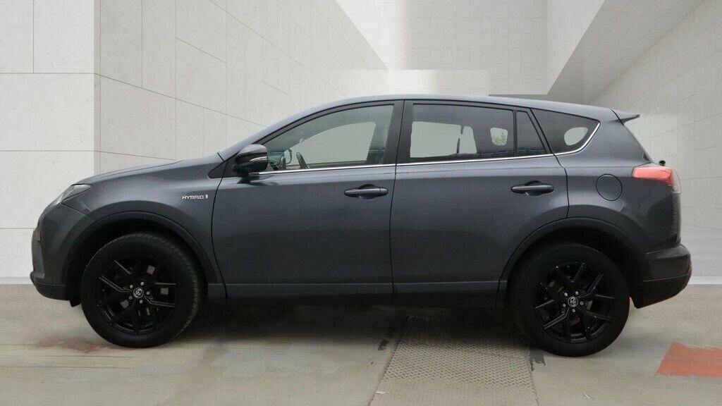 Toyota Rav 4 Suv MA68UWW Grey #6