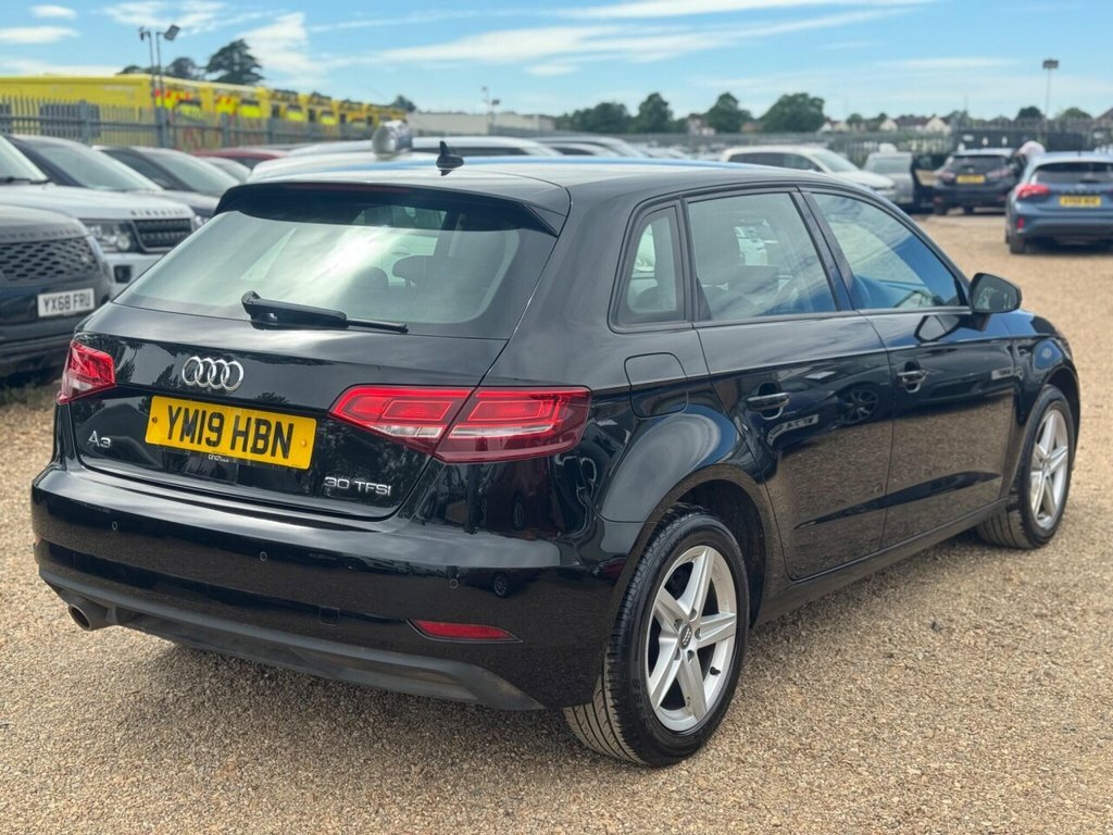 Audi A3 Sportback Tfsi Se Technik YM19HBN Black #4