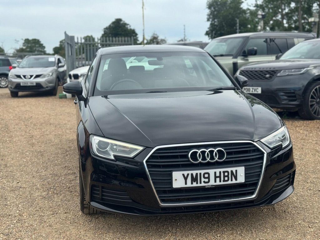 Audi A3 Sportback Tfsi Se Technik YM19HBN Black #2
