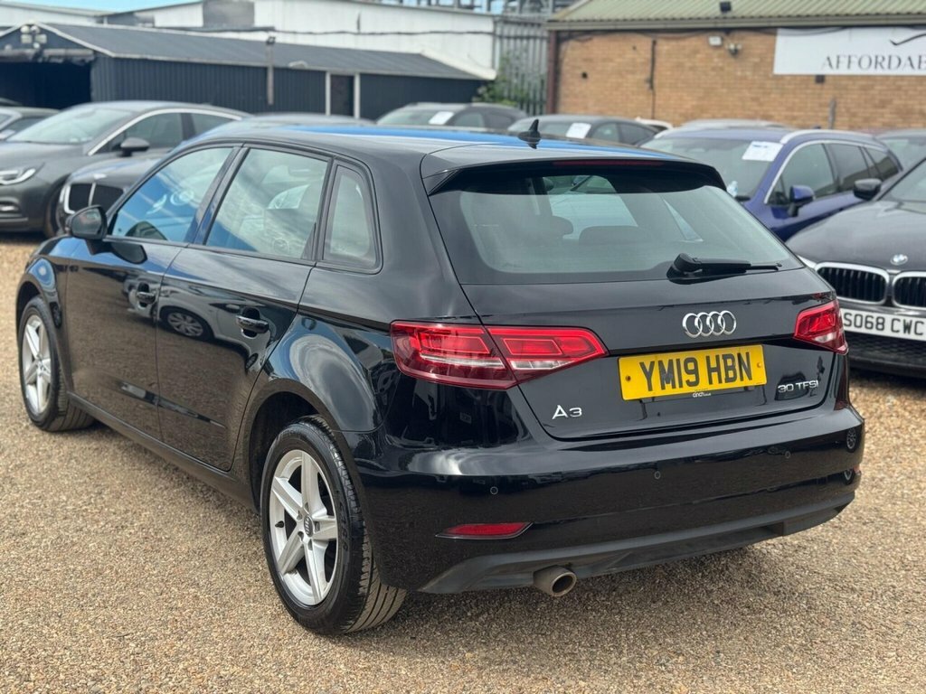 Audi A3 Sportback Tfsi Se Technik YM19HBN Black #4