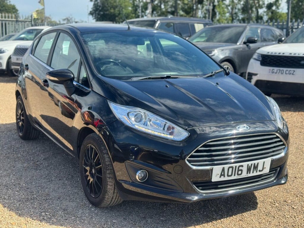 Ford Fiesta Hatchback AO16WMJ Black #5