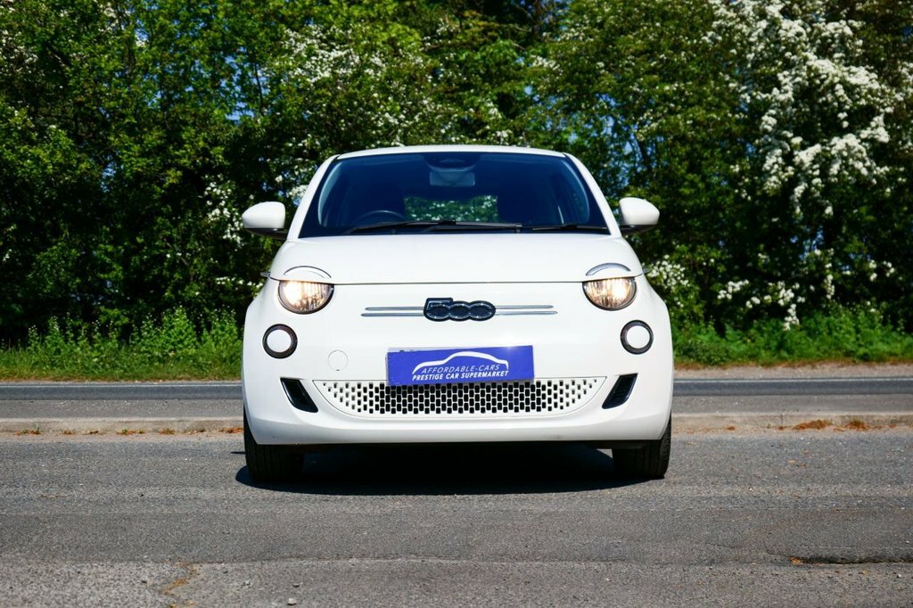 Fiat 500E Hatchback NL22EUH White #4