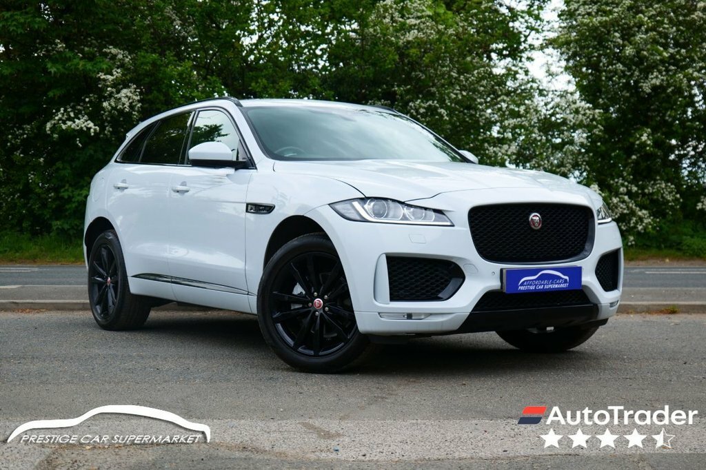 Jaguar F-Pace 2L Chequered Flag White