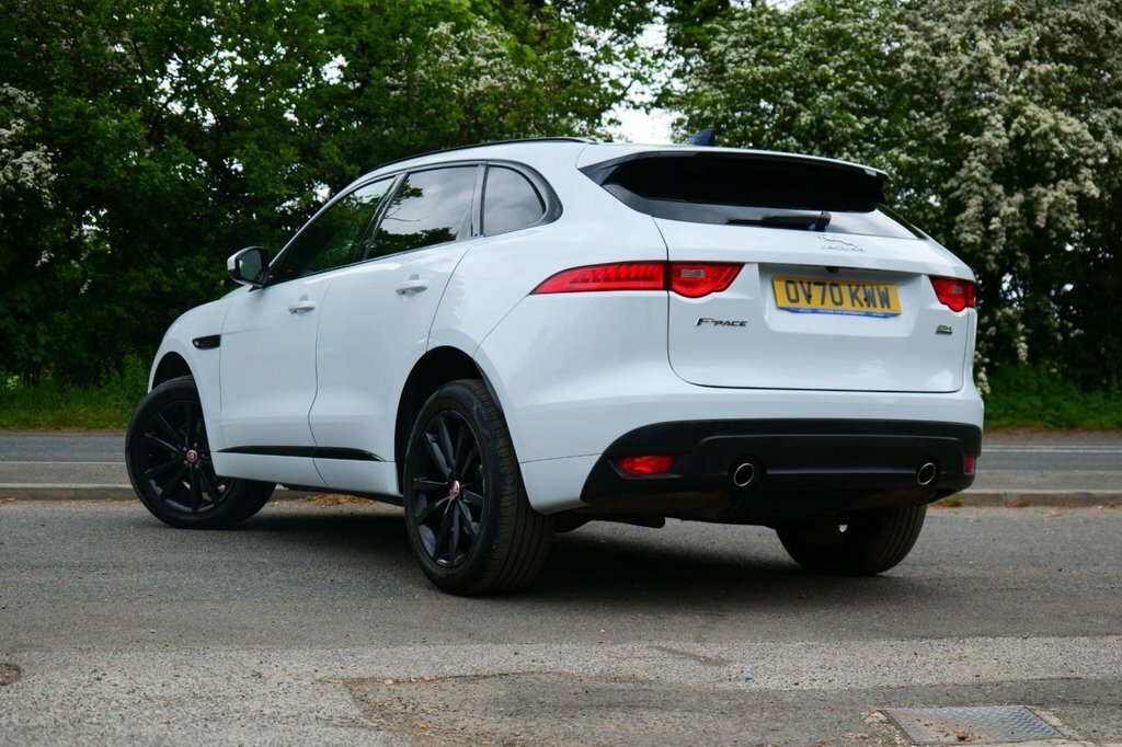 Jaguar F-Pace 2L Chequered Flag OV70KWW White #2