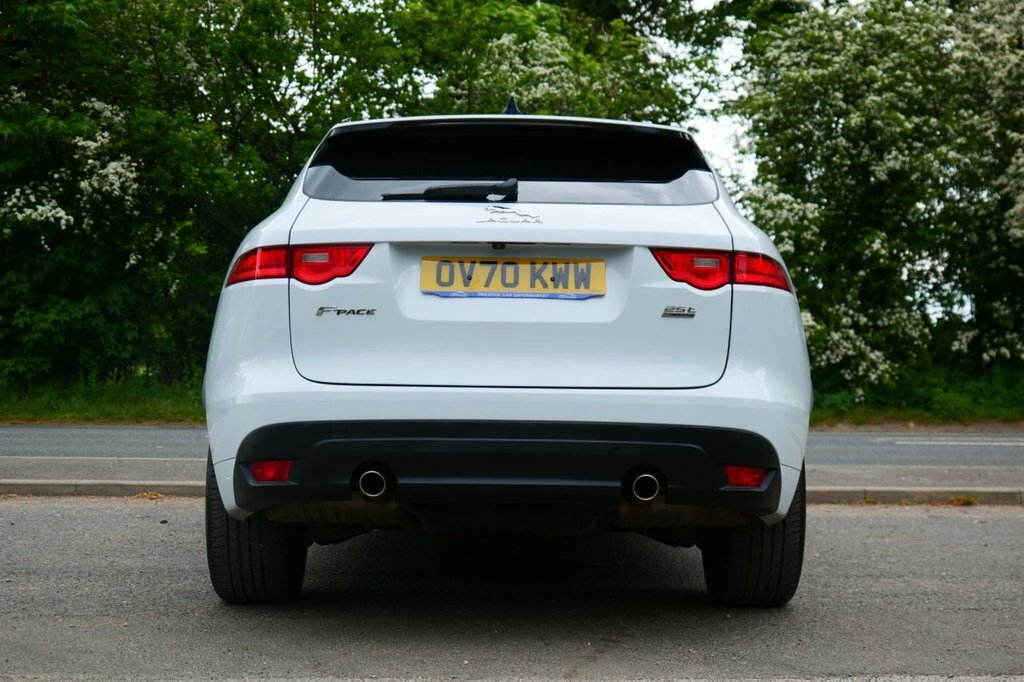 Jaguar F-Pace 2L Chequered Flag OV70KWW White #5