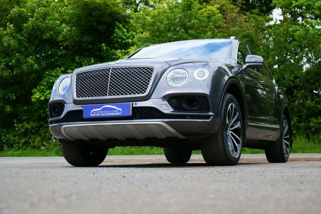 Bentley Bentayga 6L Null Grey #6