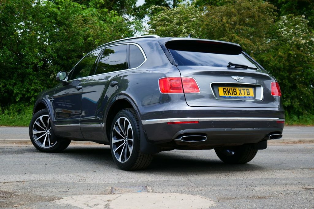 Bentley Bentayga 6L Null Grey #2