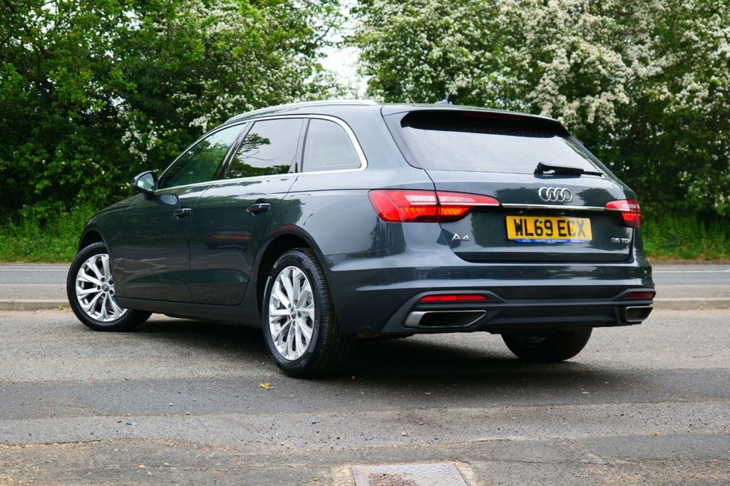 Audi A4 Avant 2L Technik WL69ECX Grey #2
