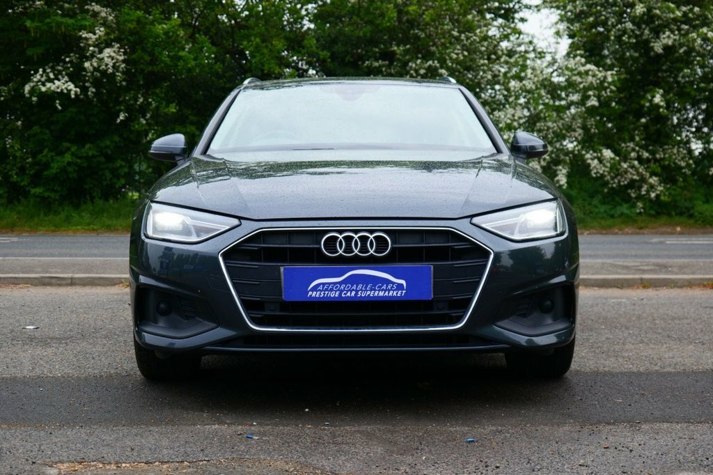 Audi A4 Avant 2L Technik WL69ECX Grey #4