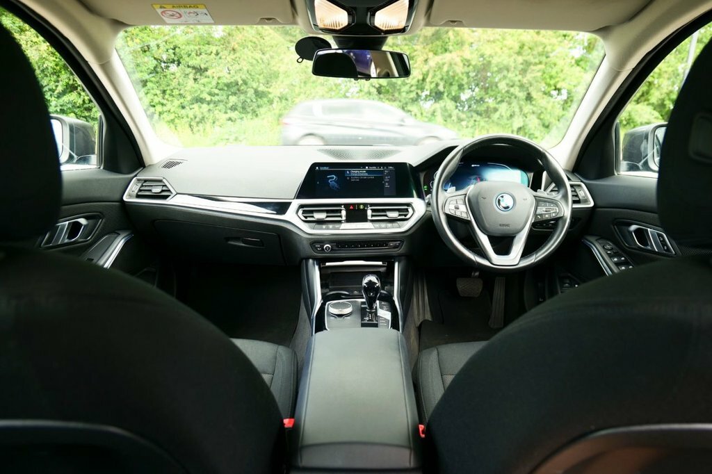 BMW 3 Series 2L Se Pro FP22EGJ Grey #3