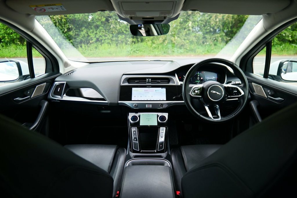 Jaguar I-Pace Suv OV20UJR White #3