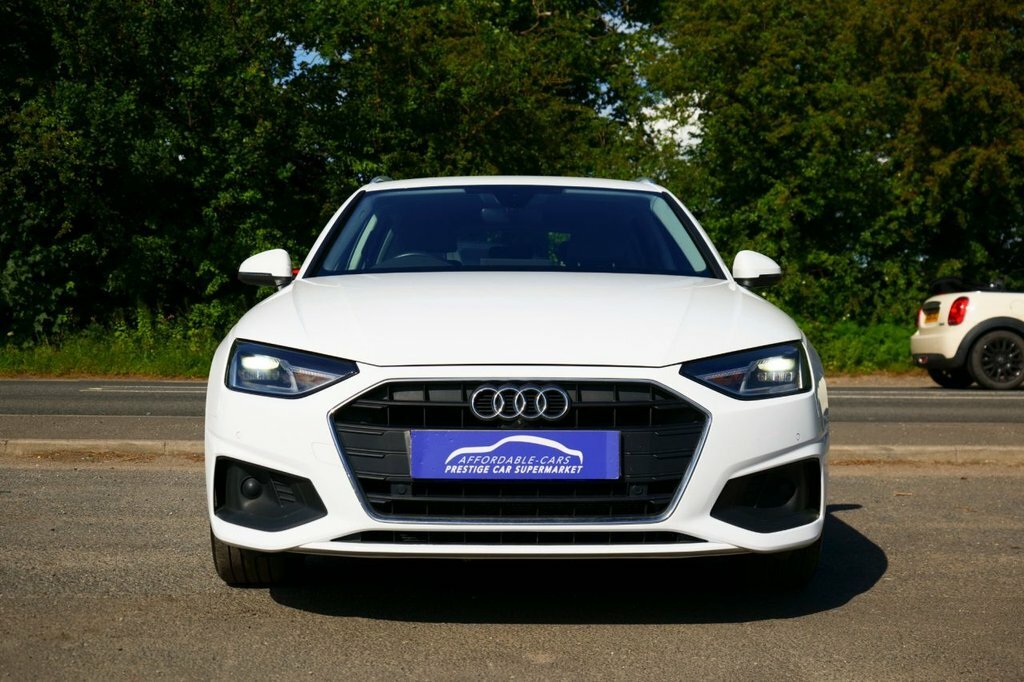 Audi A4 Avant 2L Technik WF23LKU White #4