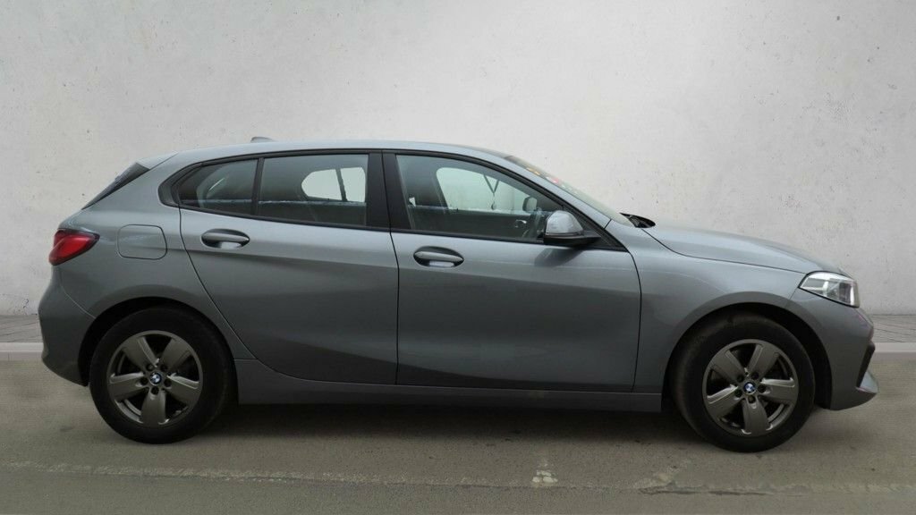 BMW 1 Series 1.5L Se PO23XHG Grey #5