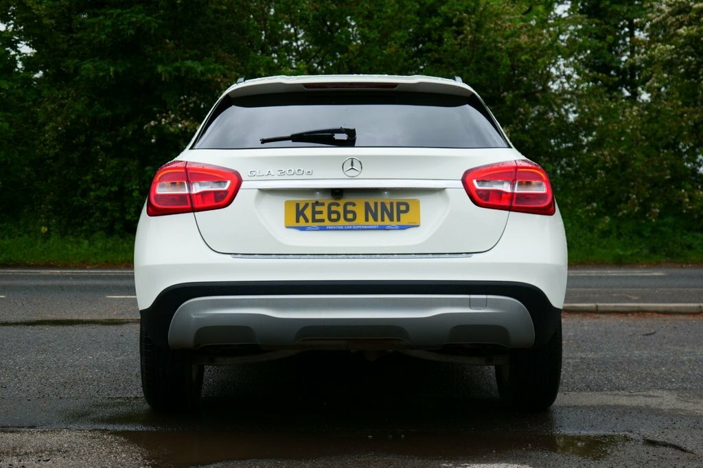 Mercedes-Benz GLA Class 2.1L Se KE66NNP White #5