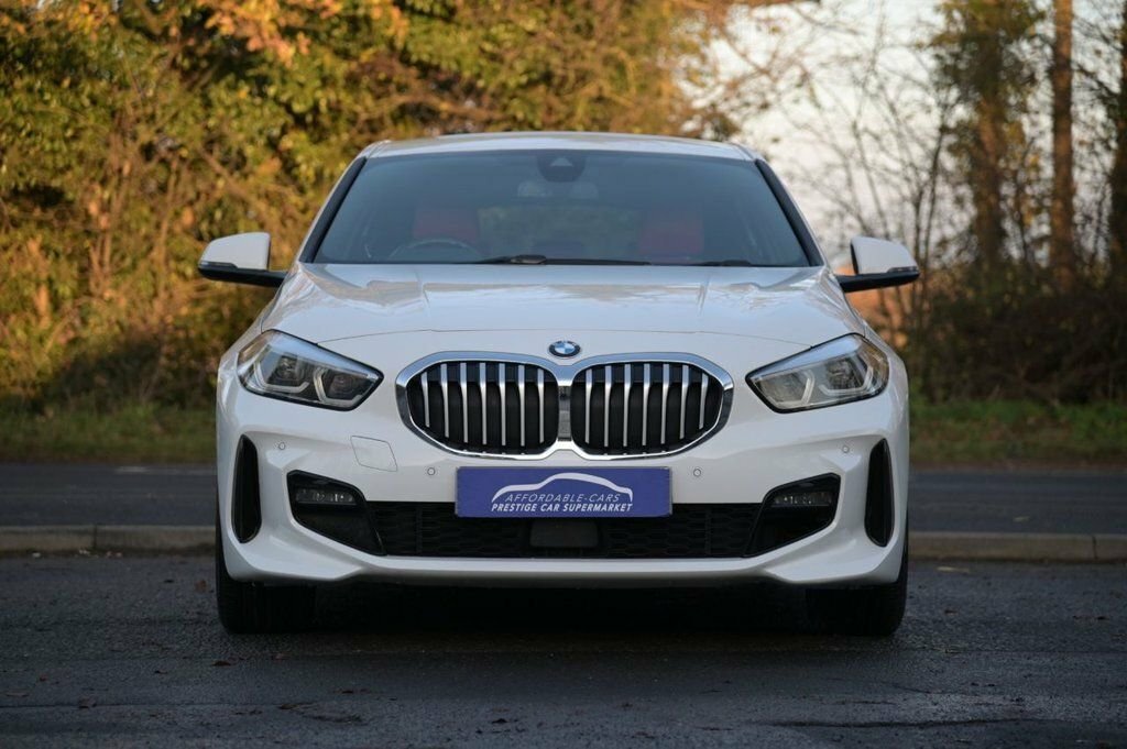 BMW 1 Series 1.5L M Sport AO69OEB White #4