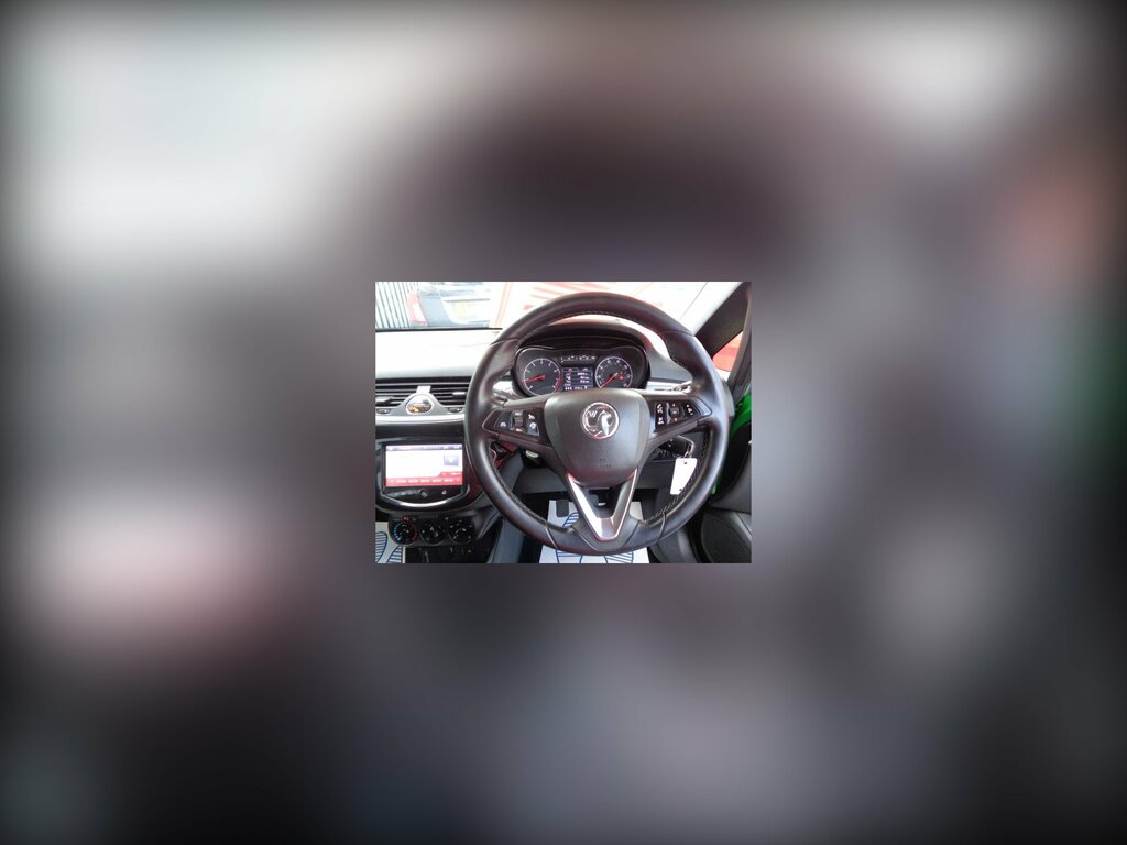 Vauxhall Corsa 1.4I Ecotec Design Hatchback Eur MA15MHO Green #2