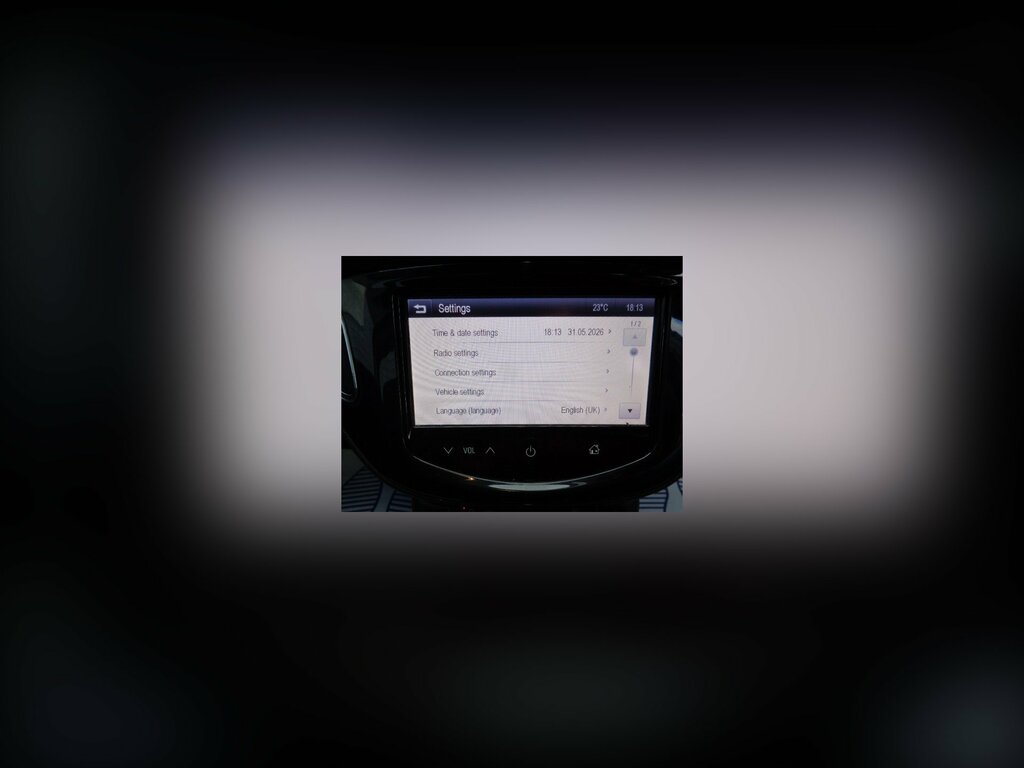 Vauxhall Corsa 1.4I Ecotec Design Hatchback Eur MA15MHO Green #4