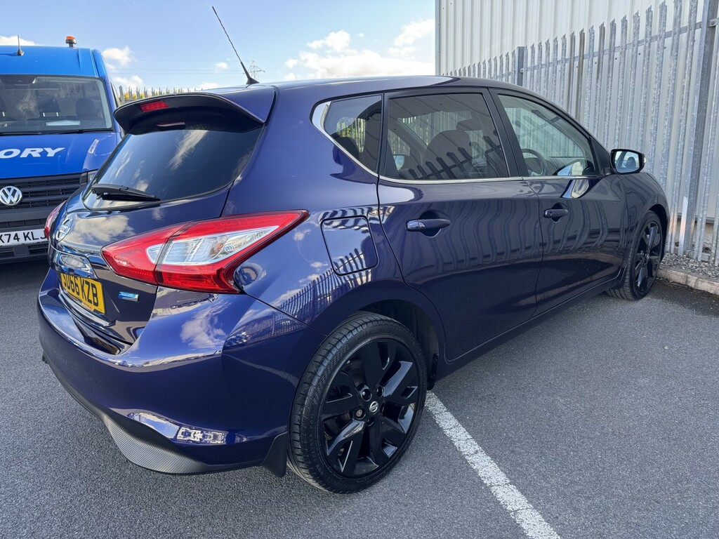 Nissan Pulsar Hatchback 1.5 Dci Tekna 2016 Blue #5