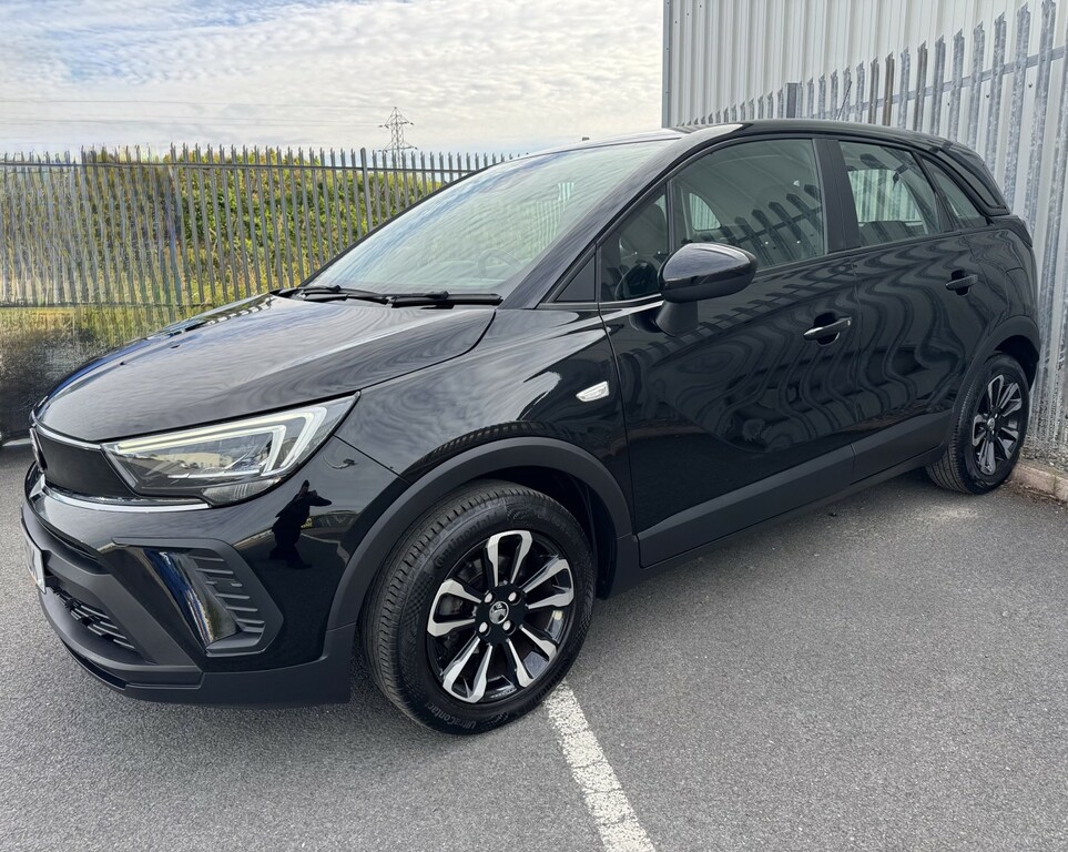 Vauxhall Crossland Suv 1.2 Se 2021 DV21HDK Black #2