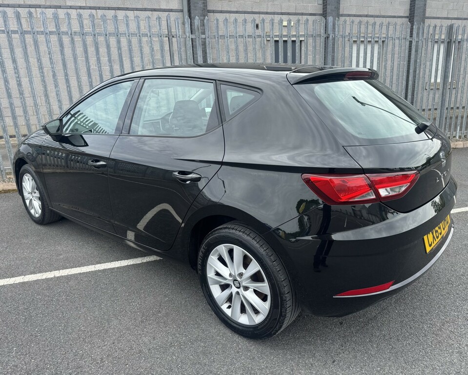 Seat Leon Hatchback 1.5 Tsi Evo Se 2019 CX69UHD Black #4