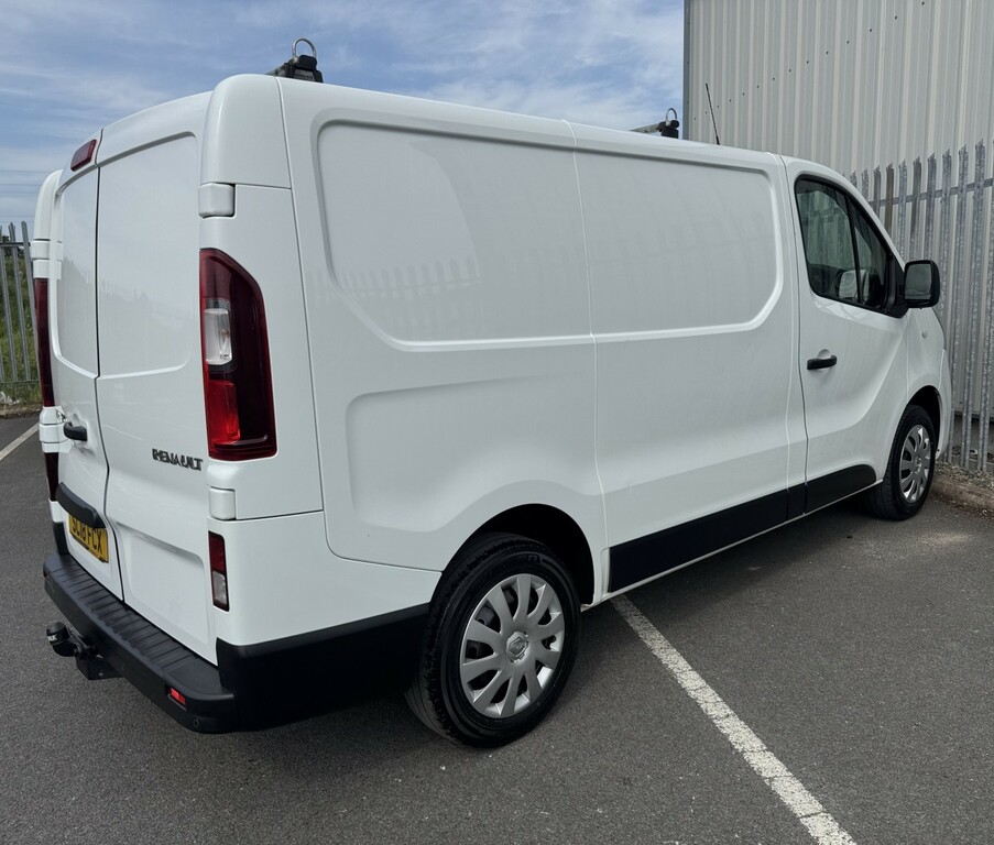 Renault Trafic Panel Van 1.6 Dci Business No Vat 2018 SC18FCX White #5