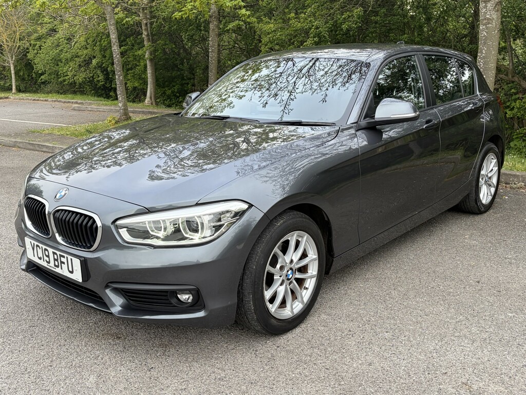 BMW 1 Series Hatchback 1.5 118I Se Business 2019 Grey