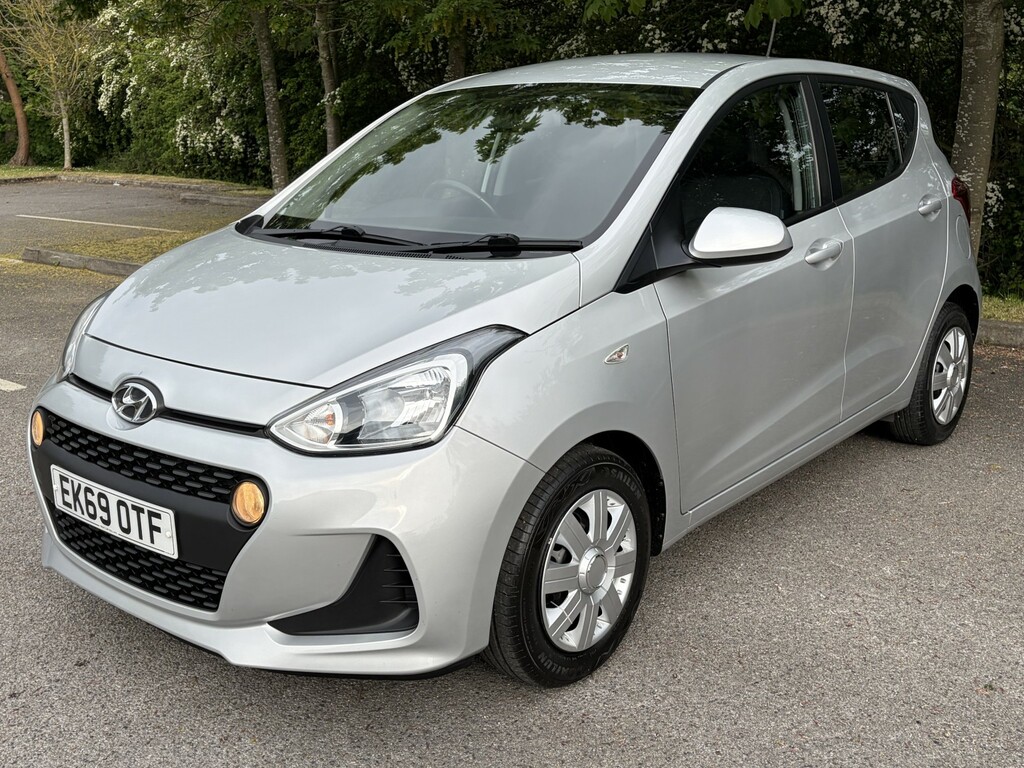 Hyundai I10 Hatchback 1.0 I10 Se 1.0 My20 2019 Grey