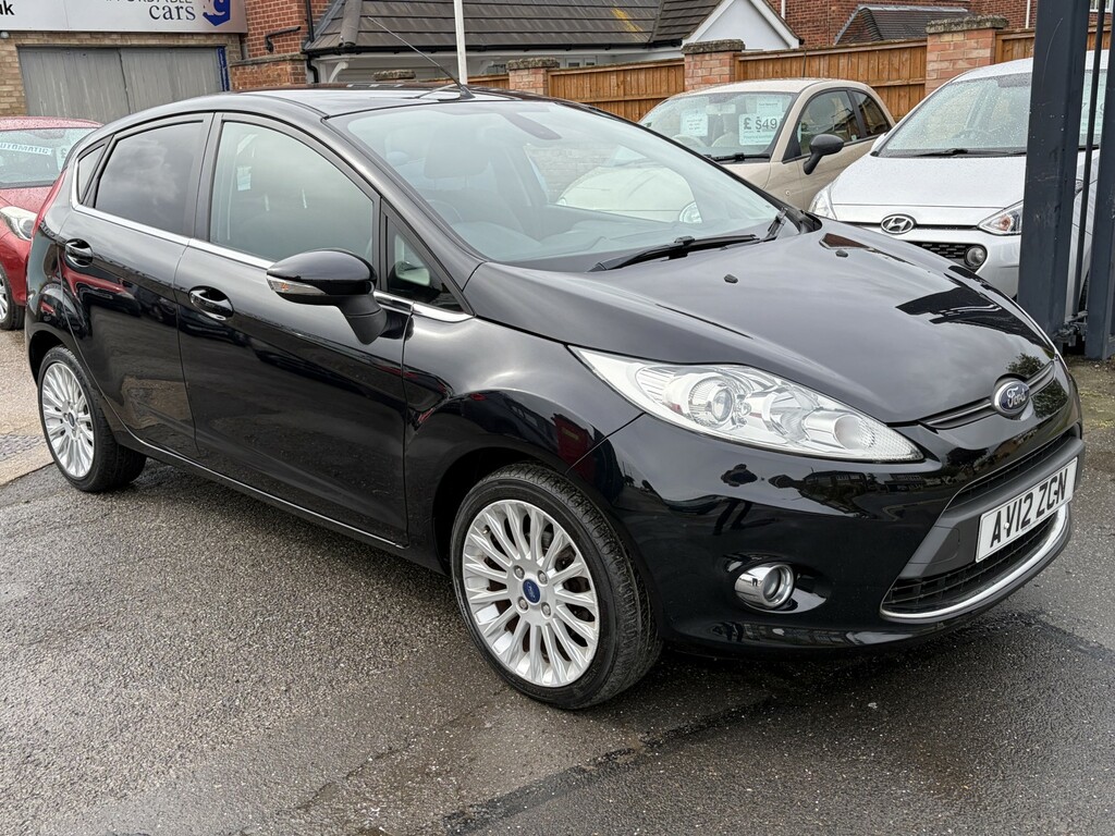Ford Fiesta Hatchback 1.4 Titanium 2012 AV12ZCN Black #3
