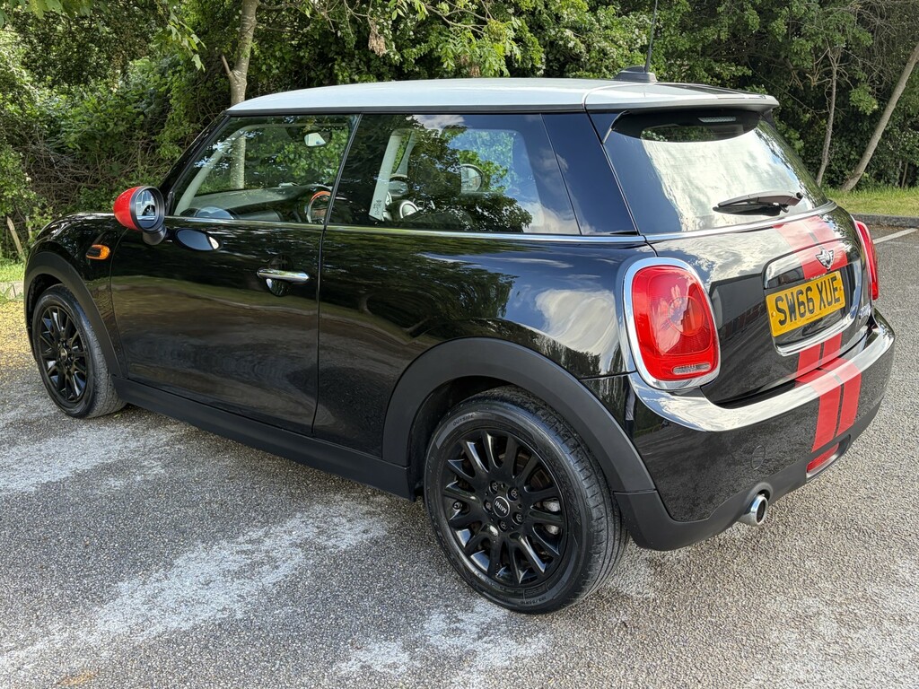 Mini Hatch Hatchback 1.5 Cooper D 3-Door Hatch 2016 SW66XUE Black #4