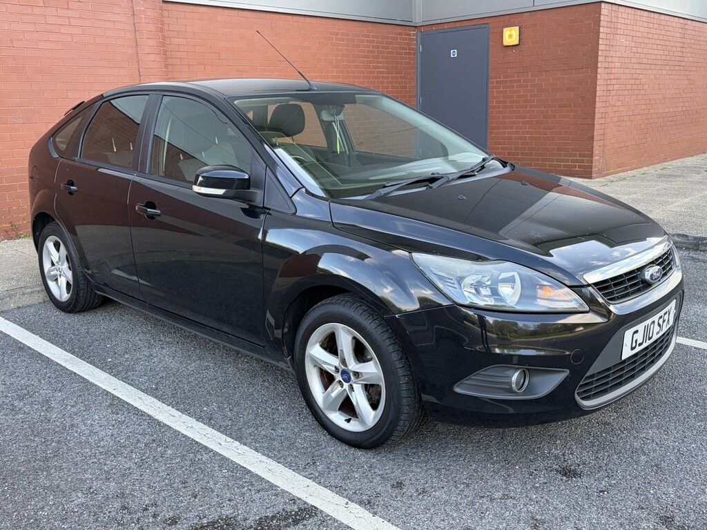 Ford Focus Hatchback 1.6 Zetec S 2010 GJ10SFX Black #3