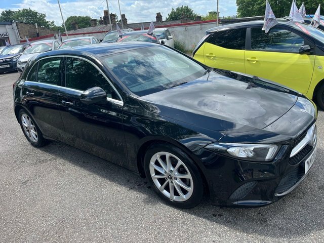 Mercedes-Benz A Class 1.3 A180 Sport Executive Hatchback 7G YN70UHU Black #2