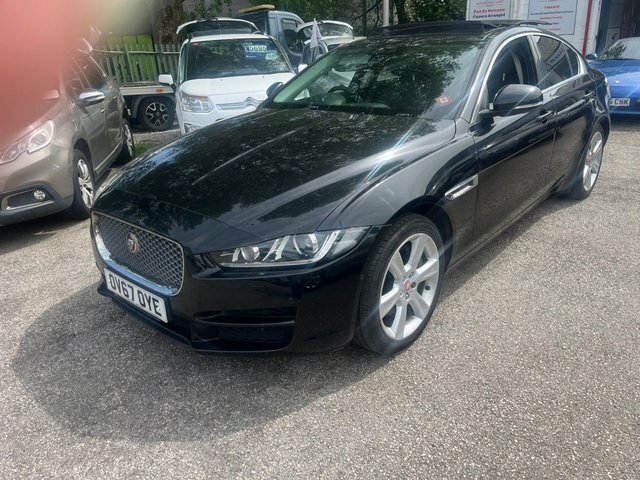 Jaguar XE 2.0D Portfolio Saloon Awd Euro 6 OV67OYE Black #2