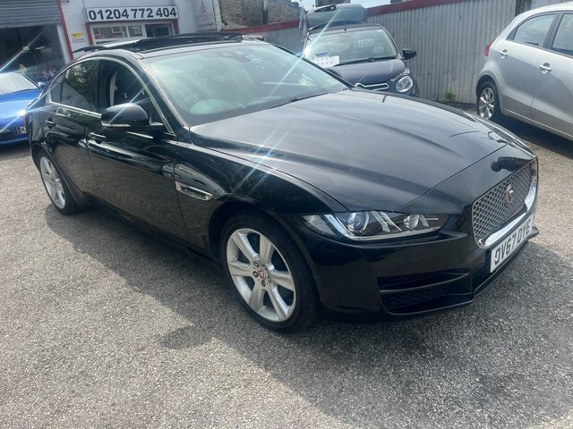 Jaguar XE 2.0D Portfolio Saloon Awd Euro 6 Black