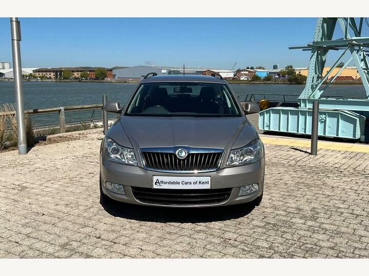 Skoda Octavia 1.4 Tsi Elegance Dsg Euro 5 Beige #2