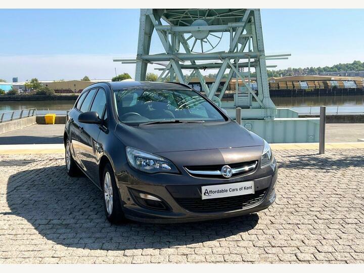 Vauxhall Astra 1.6 16V Design Sports Tourer Euro 5 Grey