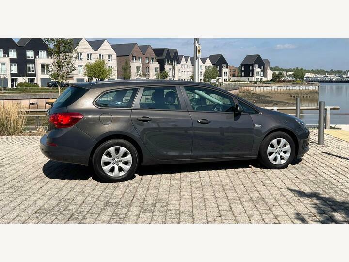 Vauxhall Astra 1.6 16V Design Sports Tourer Euro 5 Grey #5