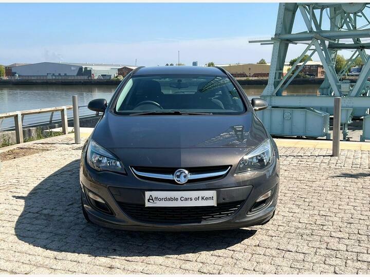 Vauxhall Astra 1.6 16V Design Sports Tourer Euro 5 Grey #2