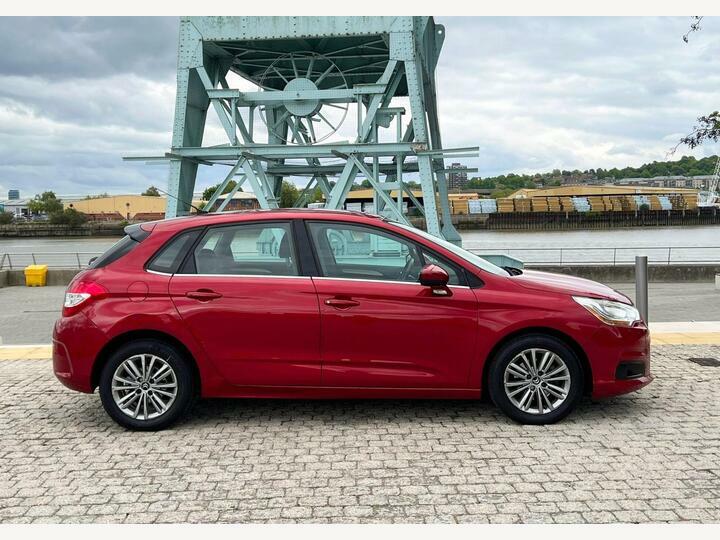 Citroen C4 1.6 Vti Vtr Euro 5 Red #3