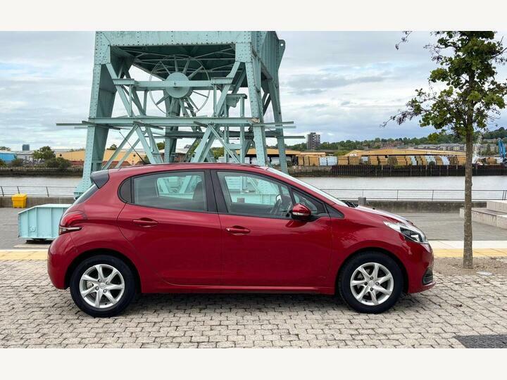 Peugeot 208 1.2 Puretech Active Etg Euro 6 Ss LN17HYZ Red #3