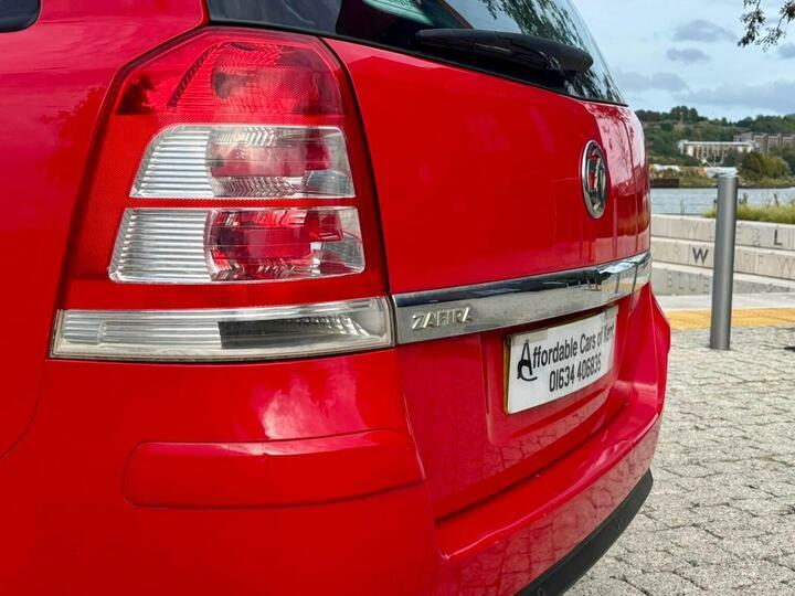 Vauxhall Zafira 1.6 16V Exclusiv Euro 5 Red #5