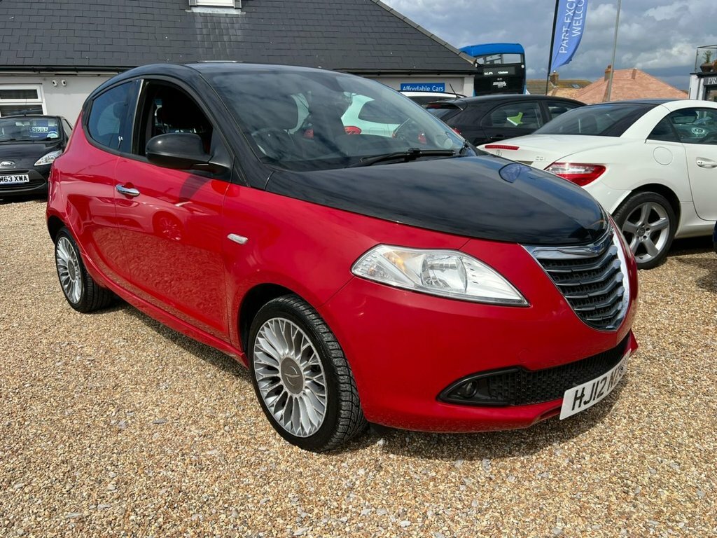 Chrysler Ypsilon Se White #14