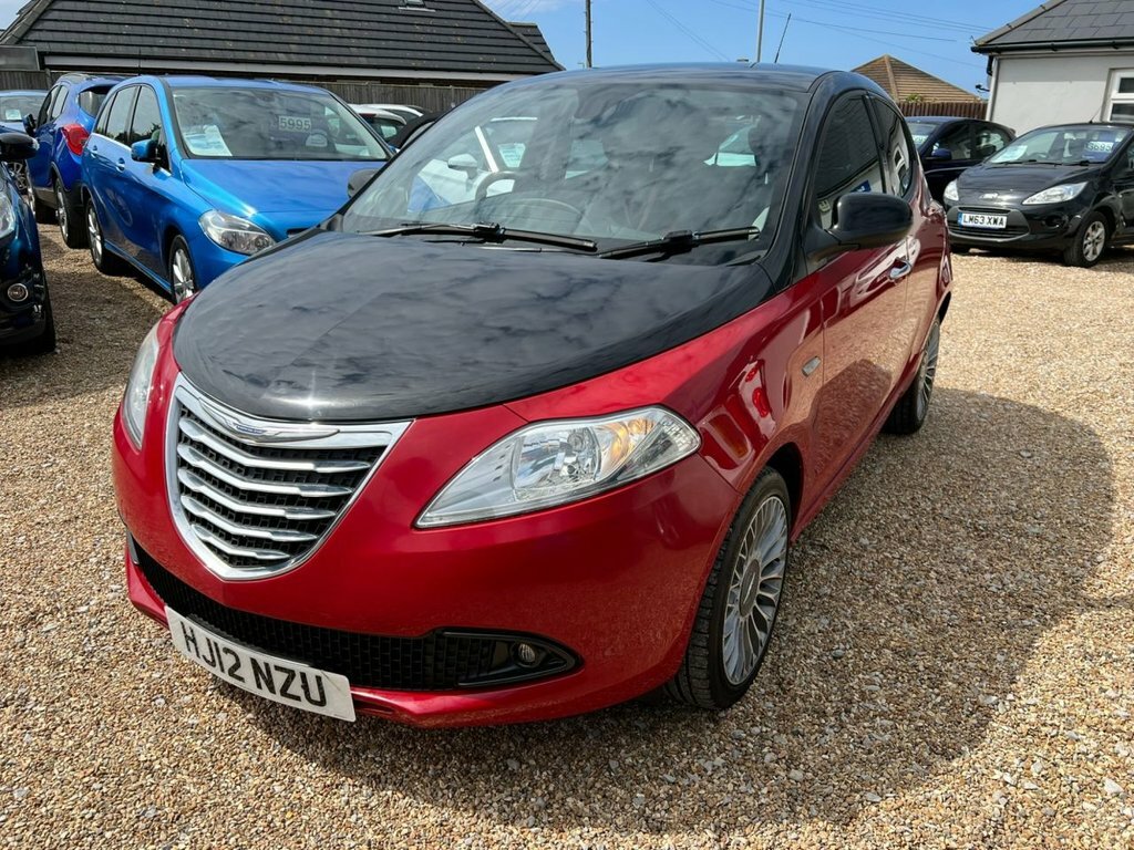 Chrysler Ypsilon Se White #12