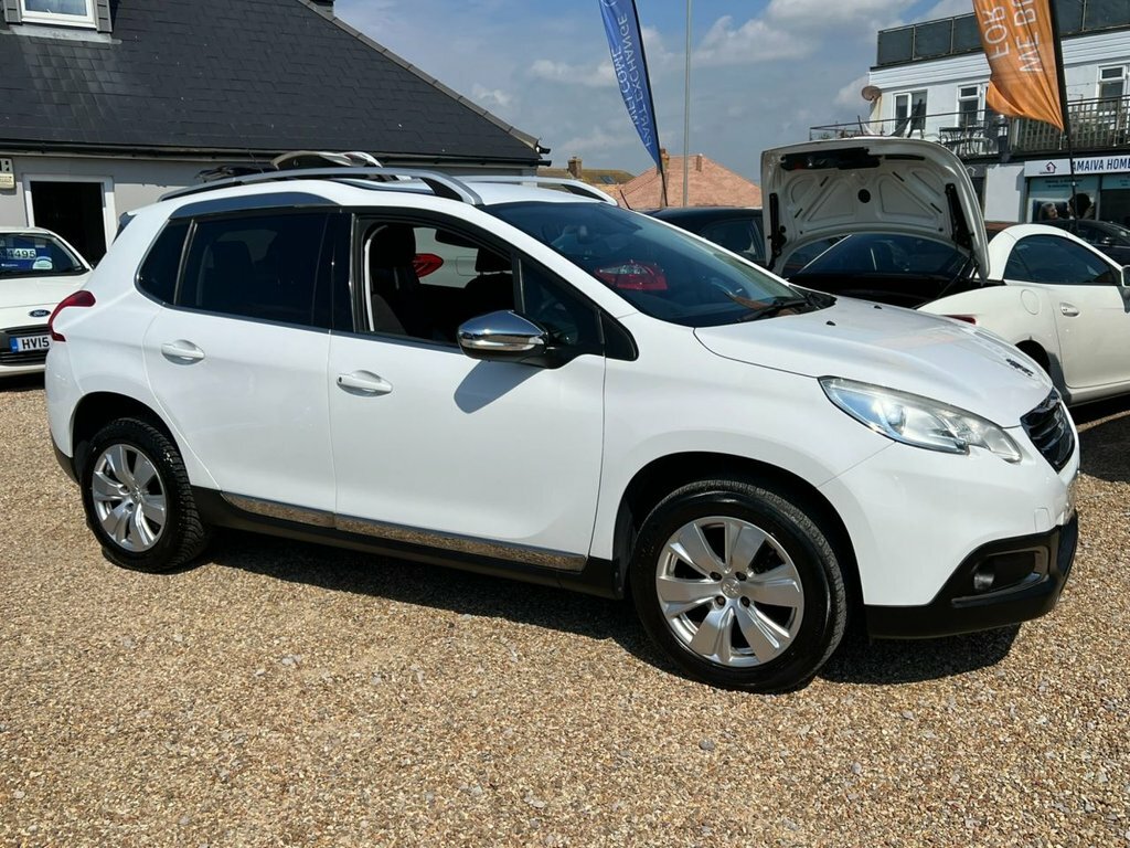 Peugeot 2008 1L Allure GD16WKE White #4