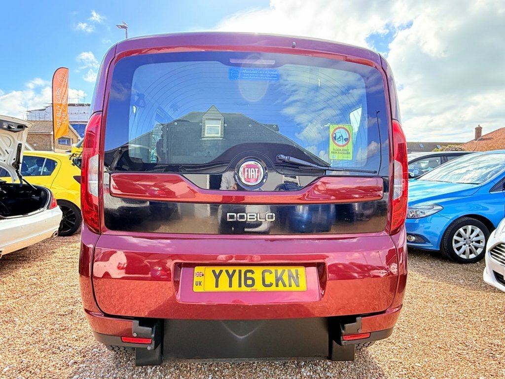 Fiat Doblo 1.4L Easy Red #3