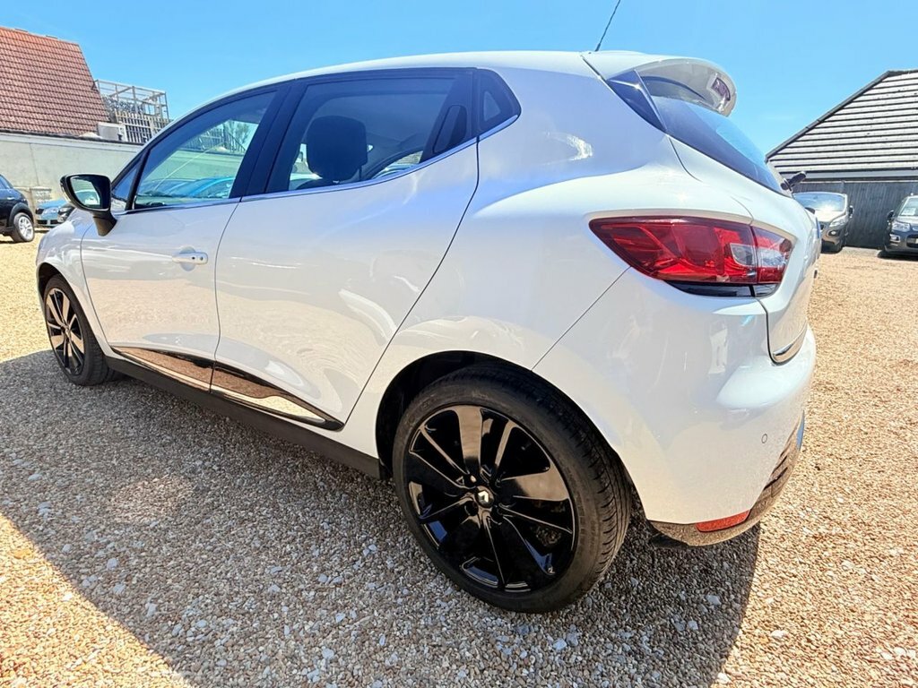 Renault Clio Hatchback BT16PNN White #3