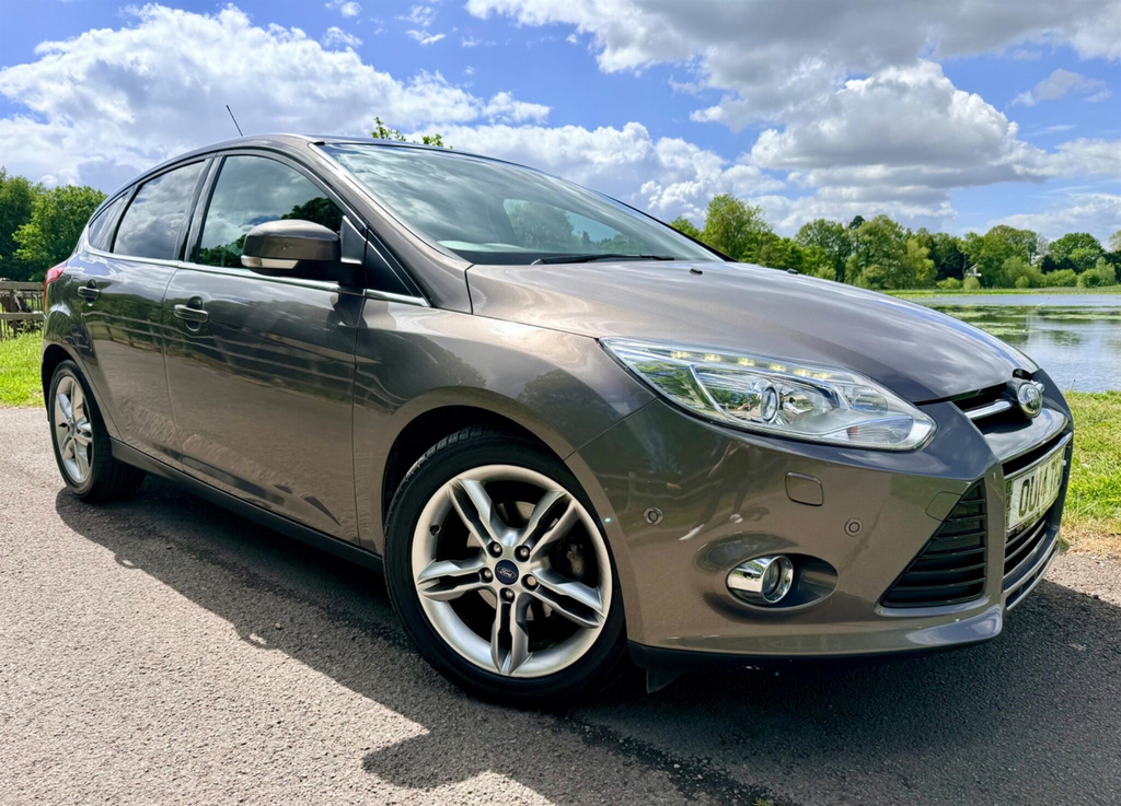 Ford Focus 1.0T Ecoboost Titanium X Euro 5 Ss Brown