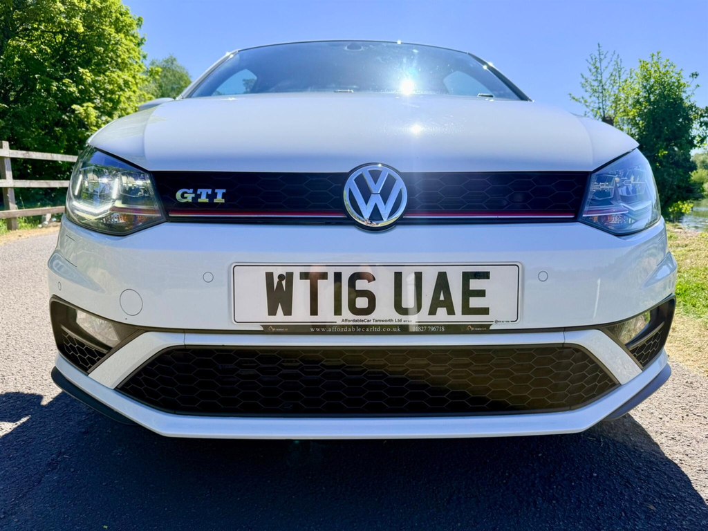 Volkswagen Polo 1.8 Tsi Bluemotion Tech Gti Euro 6 Ss WT16UAE White #4