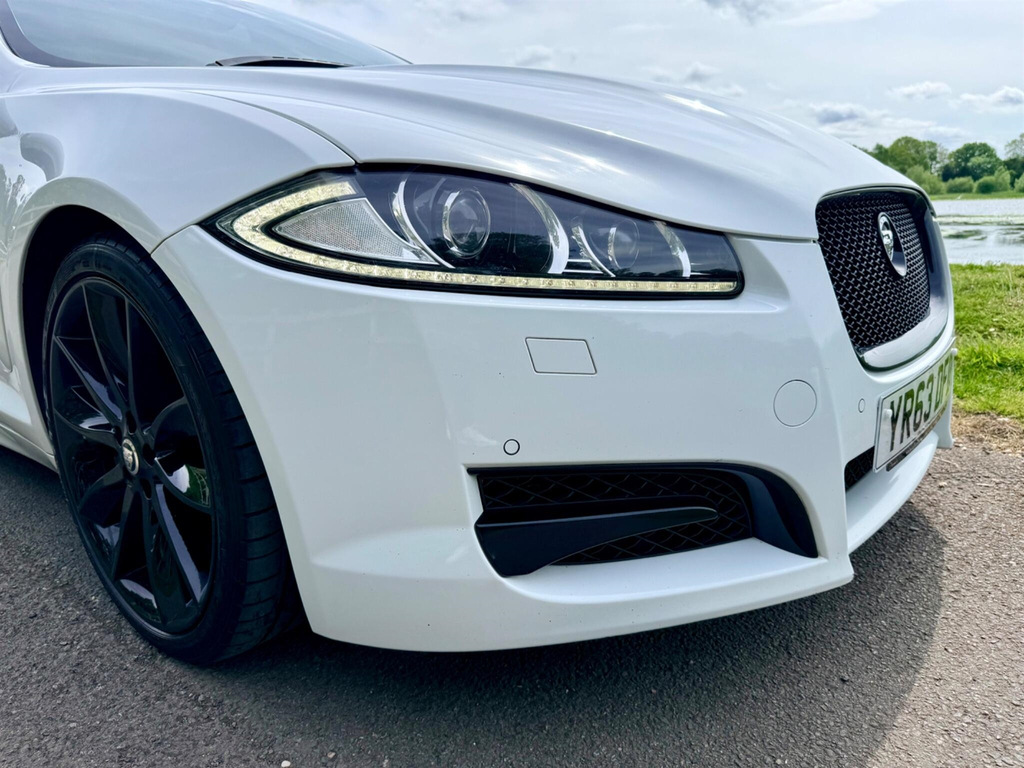 Jaguar XF 3.0D S V6 Portfolio Euro 5 Ss YR63DFD White #3