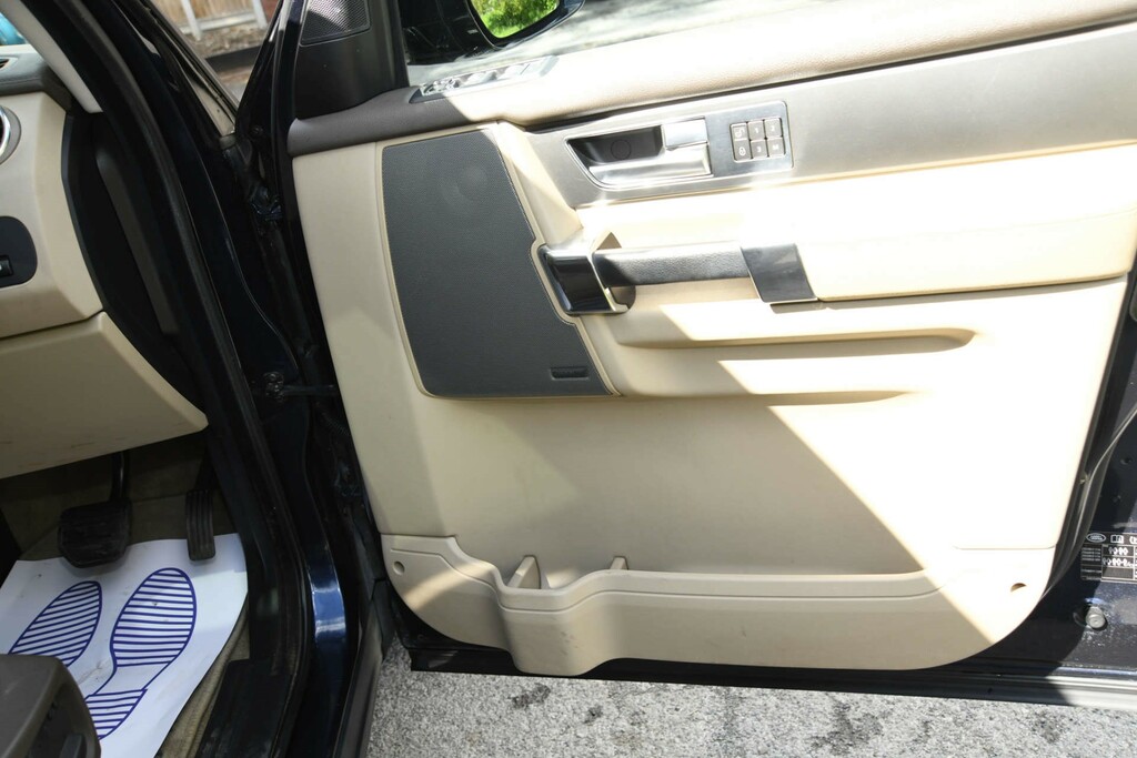 Land Rover Discovery 3.0 Sdv6 Xs Black #53